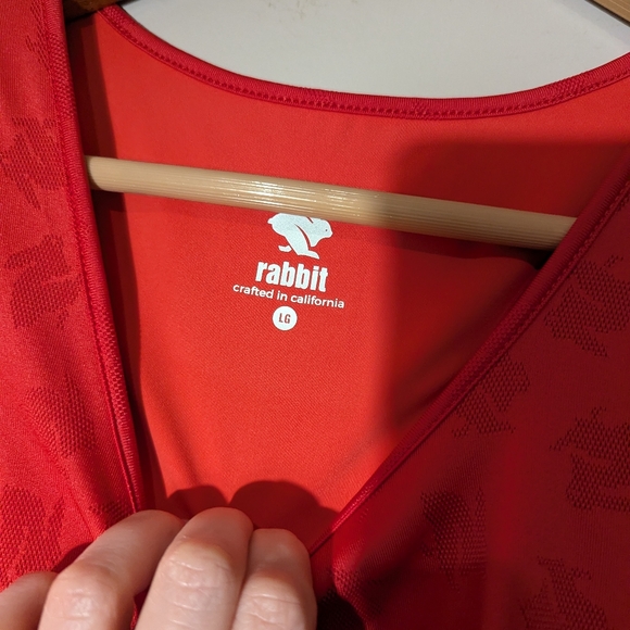 Rabbit Running Red Rabbit Print Racerback Tank Top Large - Picture 4 of 5